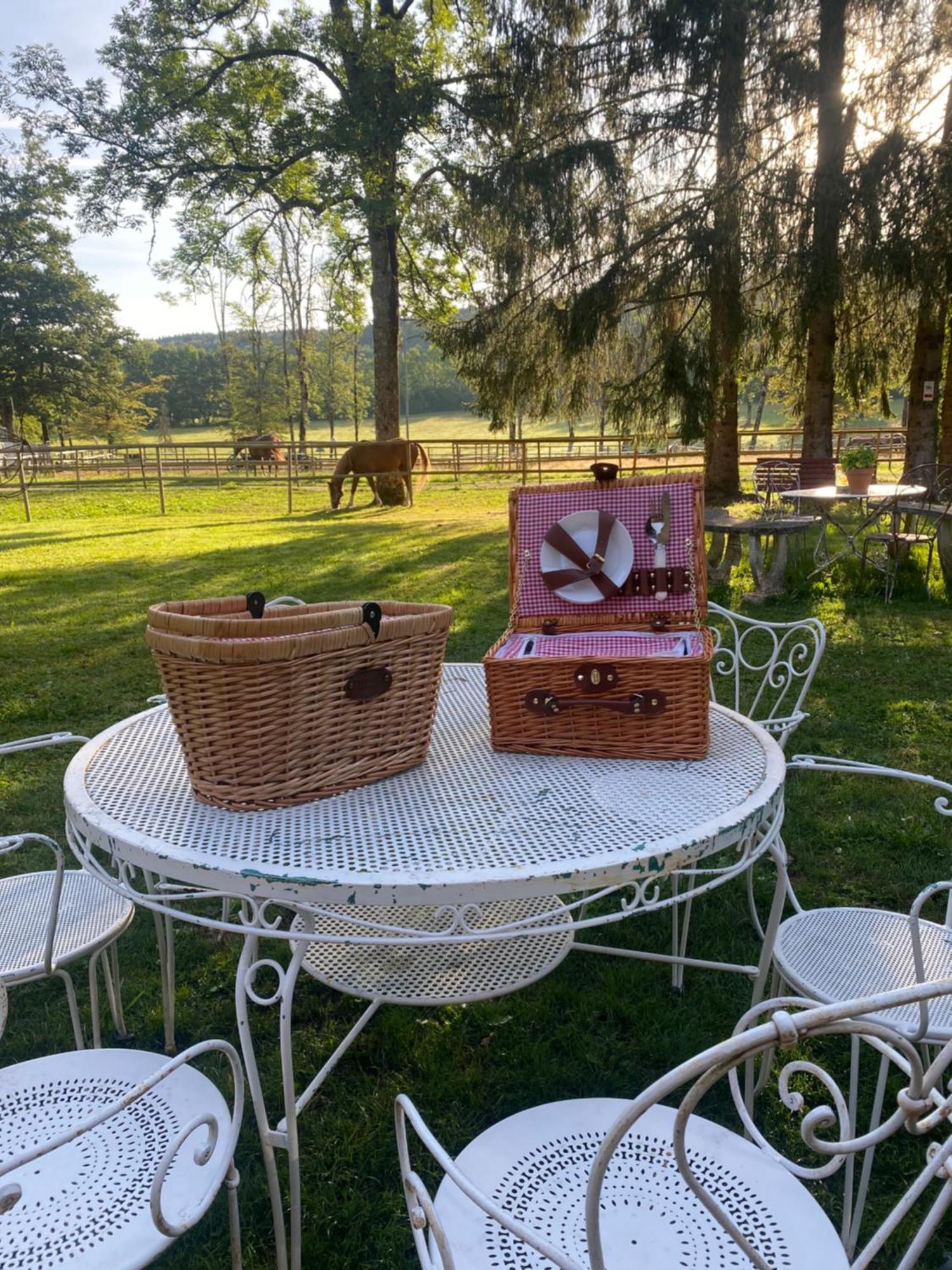 Le Colombier De Malpas Bed & Breakfast Quingey Екстериор снимка